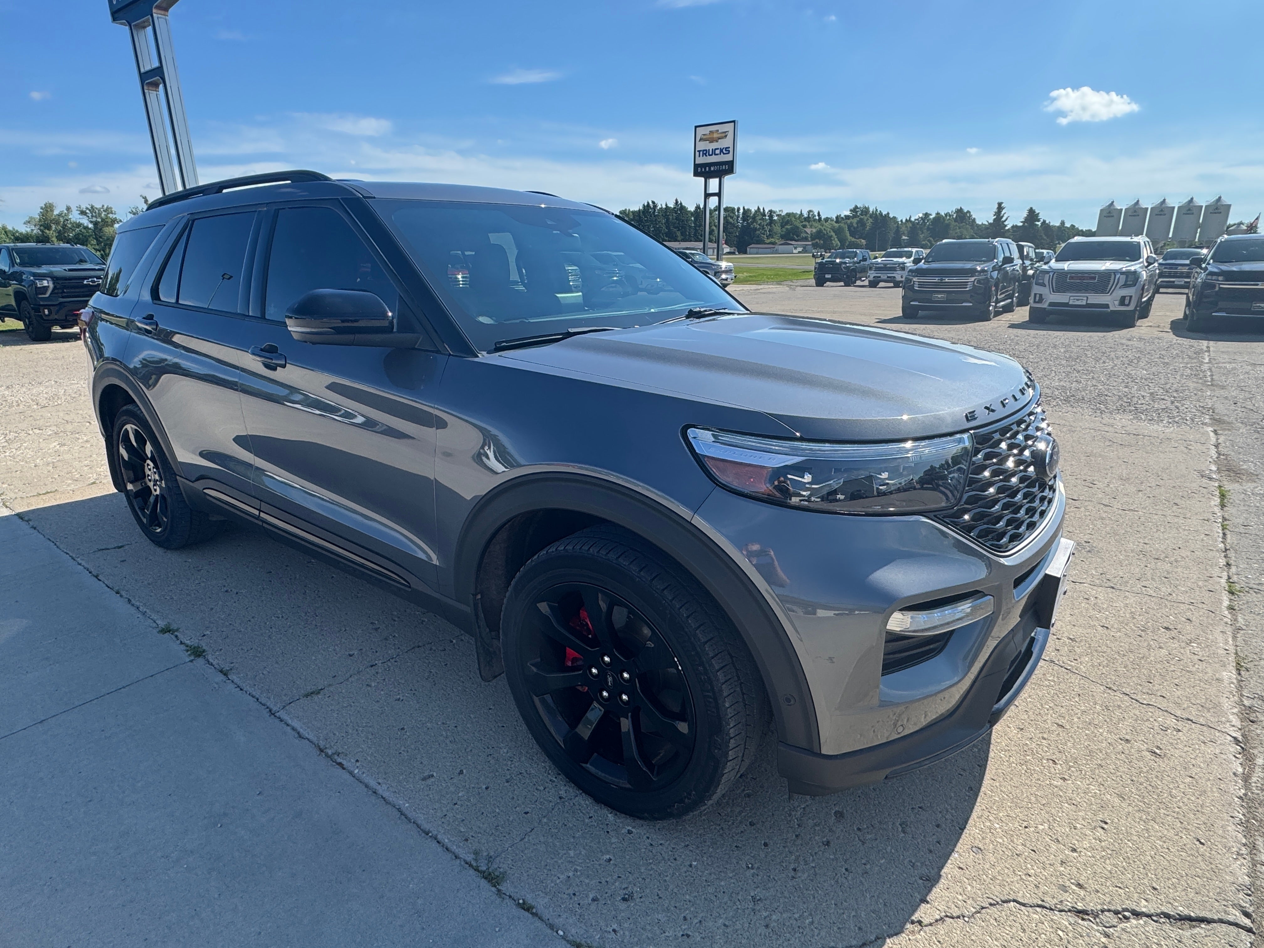 2021 Ford Explorer ST in Other — front three-quarter view