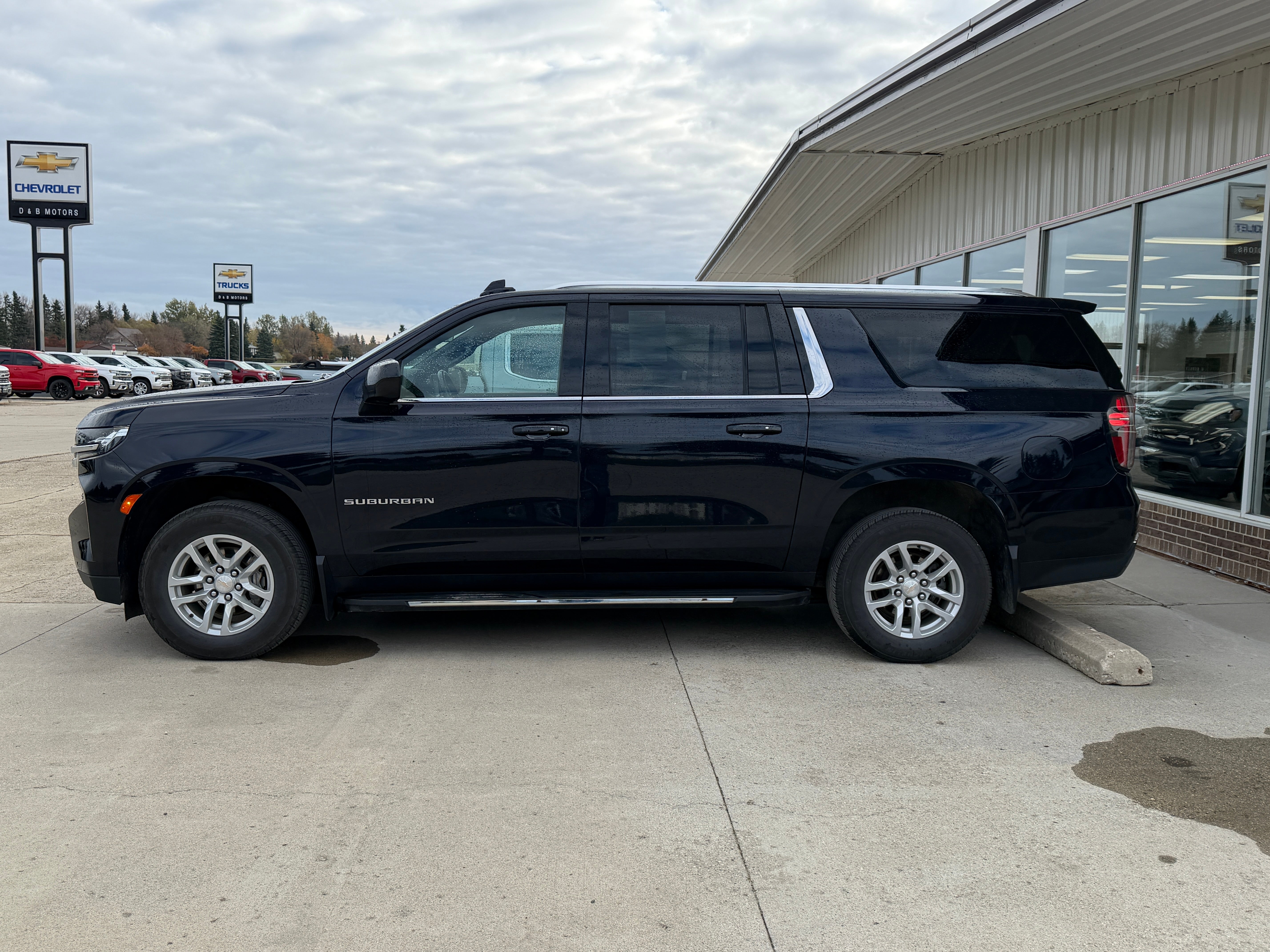 2022 Chevrolet Suburban — interior view