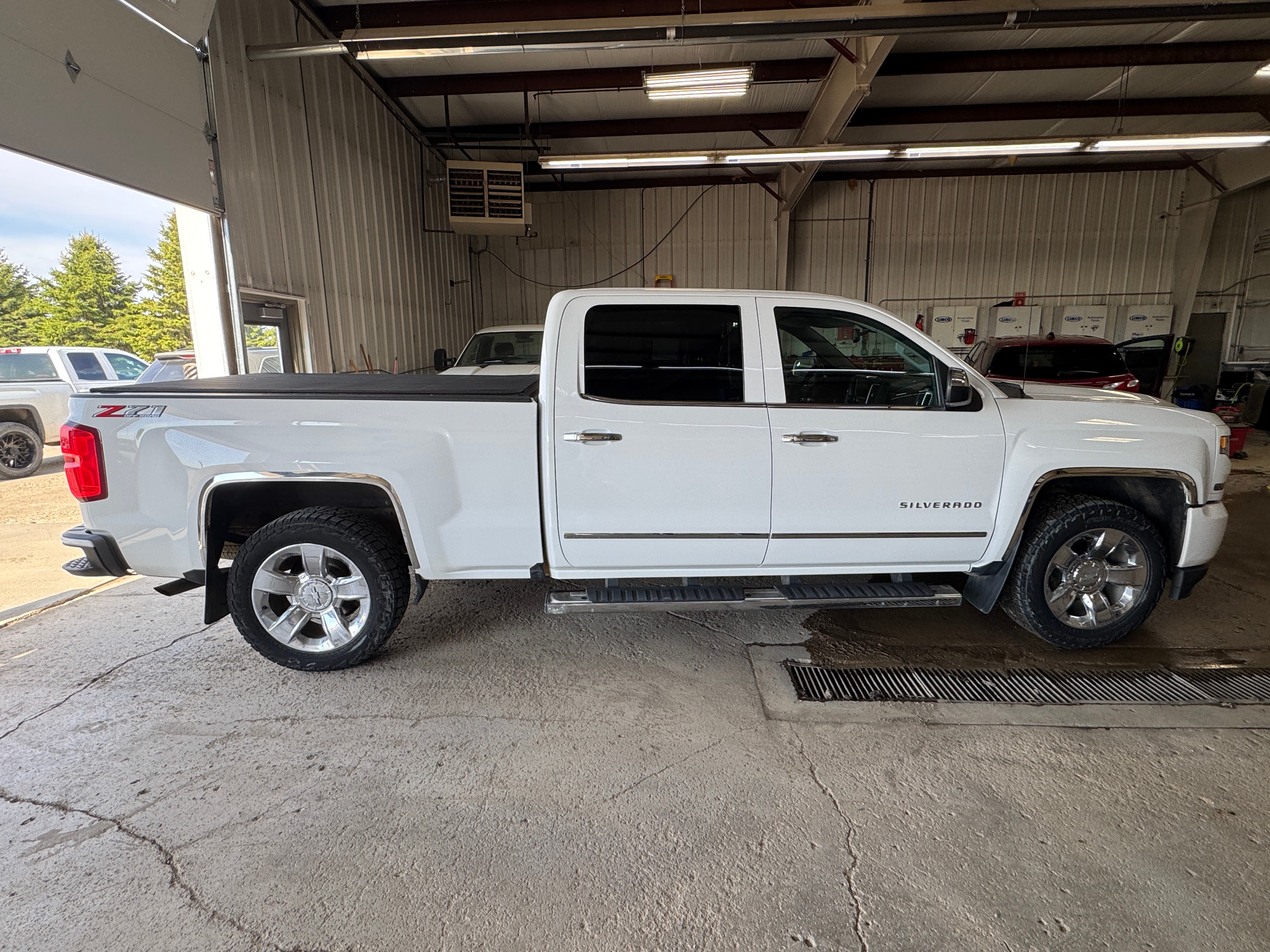 2018 Chevrolet Silverado 1500 — side profile view